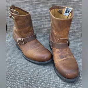 Frye Womens size 10M leather Boots
