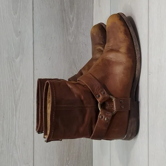 Frye Womens Veronica Harness Ankle Leather Boots Boho shoes sz 9.5B