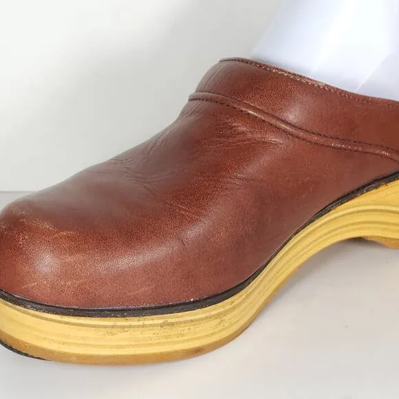 Frye Women's Vintage US9D Brown Cognac Leather Slip-On Clogs Shoes USA