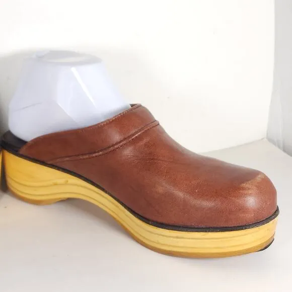 Frye Women's Vintage US9D Brown Cognac Leather Slip-On Clogs Shoes USA