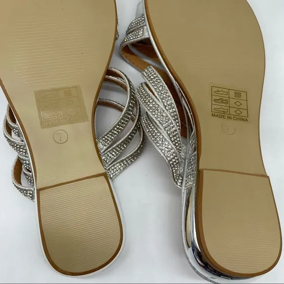 GC Shoes women’s Harmonie Flat Sandal in Silver rhinestone size 7 New