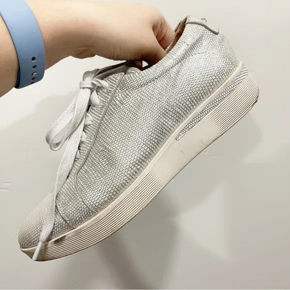 Gentle Souls Haddie Platform Lace-Up Sneakers Silver Metallic Size 8 Leather