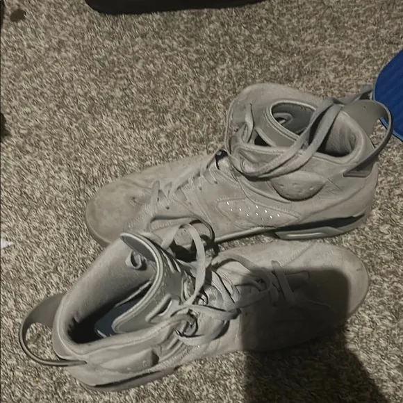 Georgetown 6 Jordan’s size 13
