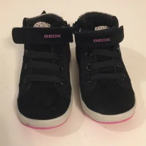 GEOX Italian leather Respira high top sneakers.