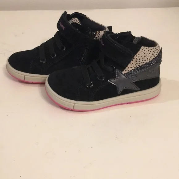 GEOX Italian leather Respira high top sneakers.