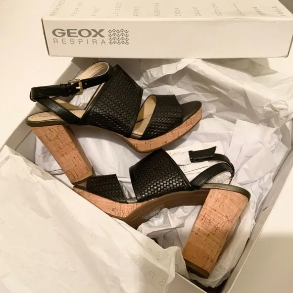 Geox Mauvelle Black Leather ankle strap block heel sandal platform dress shoes 8