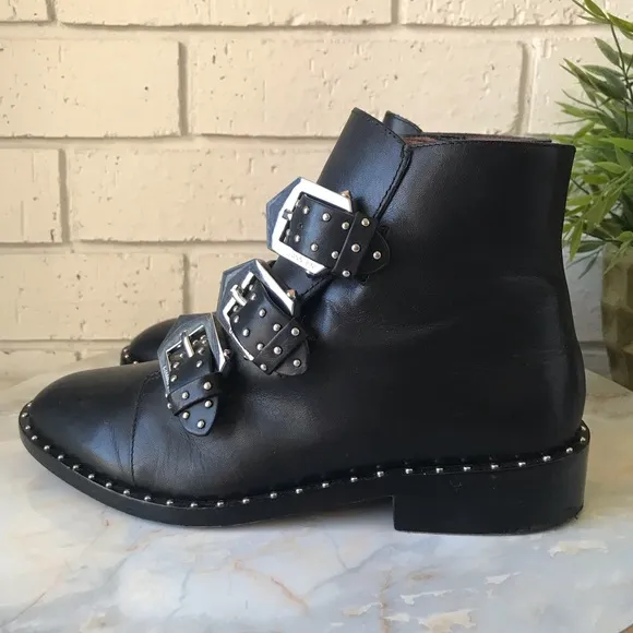 Gianni Bini Black Studded Leather Ankle Booties Size 6