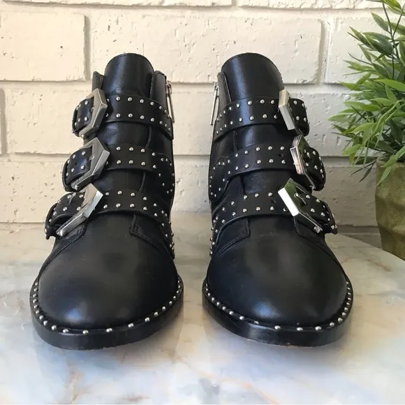 Gianni Bini Black Studded Leather Ankle Booties Size 6