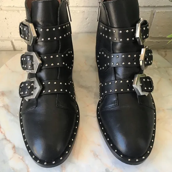 Gianni Bini Black Studded Leather Ankle Booties Size 6