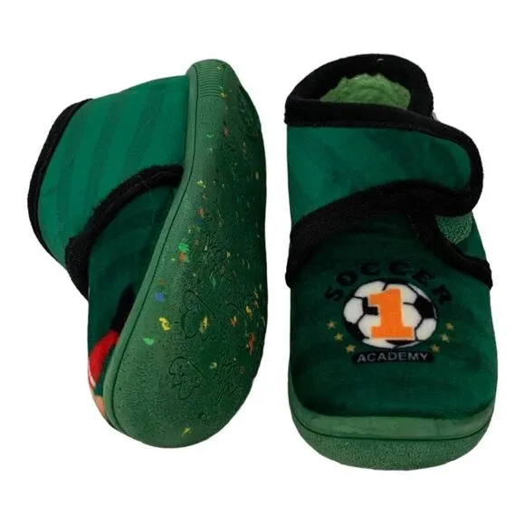 GIOSEPPO Soccer Velcro Straps Slippers in Green, Sz 22 New