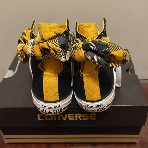 Girls Converse bow high top sneakers