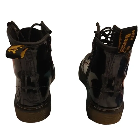 Girls Dr. Martens Junior 1460 Patent Leather Lace Up Boots
