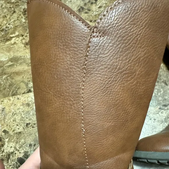 Girls High Boots Shoes Size 3