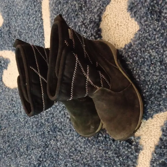 Girls merrell Black boots Toddler SZ 10