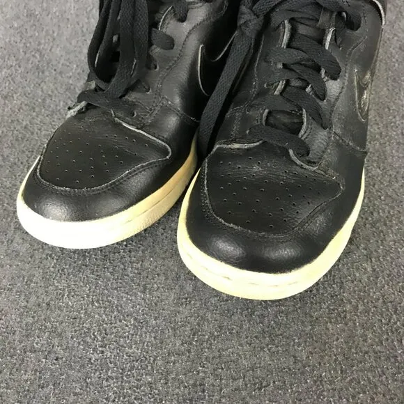 Girl's Size 5.5 Y Nike Dunk High GS Black High Tops Sneakers