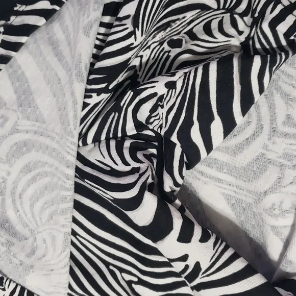 Gottex G Lifestyle Athletic Skort Golf Tennis Zebra Black White