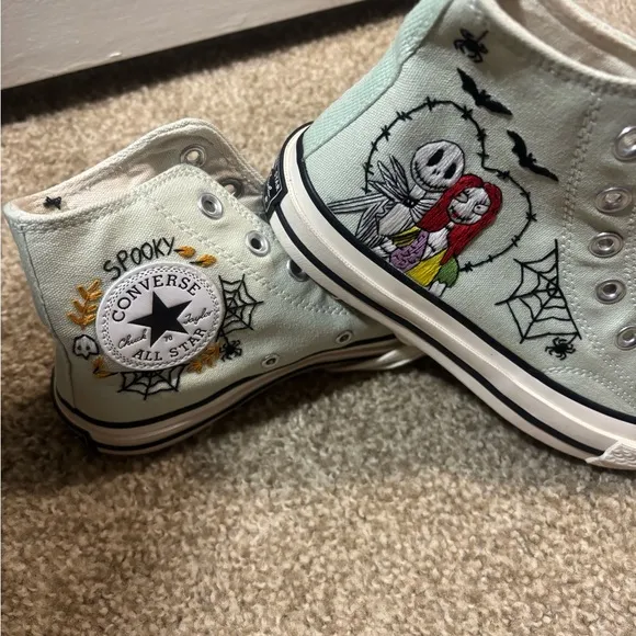 Graphic High-Top Sneakers with Halloween Design