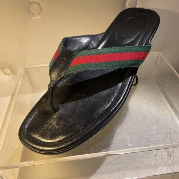 Gucci Shoes / GUCCI wed leather thong sandals sz 13 US made in italy