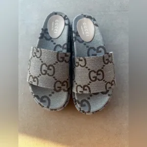 😍😍😍GUCCI SHOES
