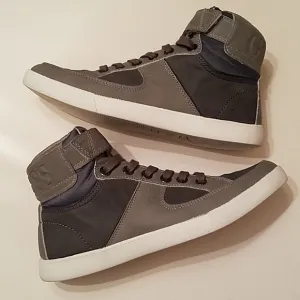 Guess  Sneaker