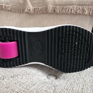 Heelys Black and Pink High-Top Sneakers