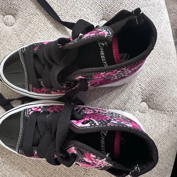 Heelys Black and Pink High-Top Sneakers