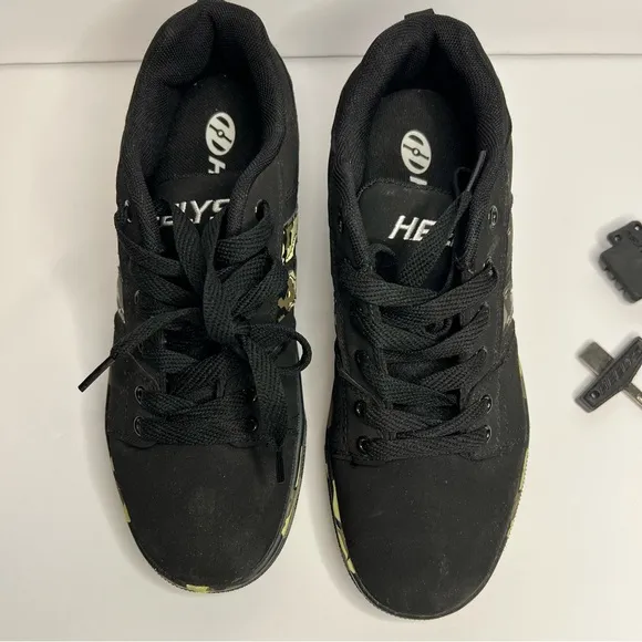 Heelys Black Camo Sneaker Heeled shoes Youth Boys 6