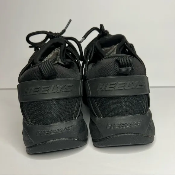 Heelys Black Sneaker Wheeled Shoes Youth Boys size 5