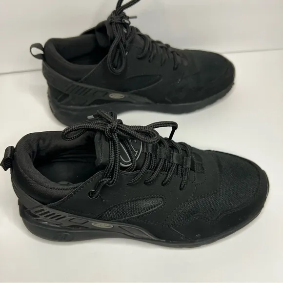 Heelys Black Sneaker Wheeled Shoes Youth Boys size 5