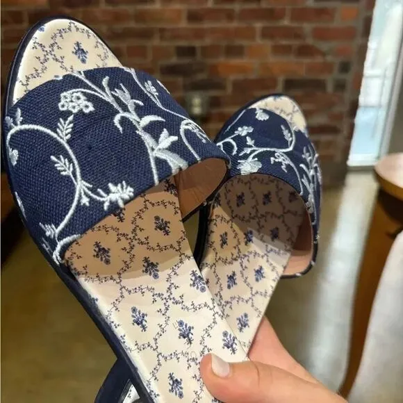 Hill House The City Slide in Navy Embroidery - Blue Floral Mule Sandals sz 41