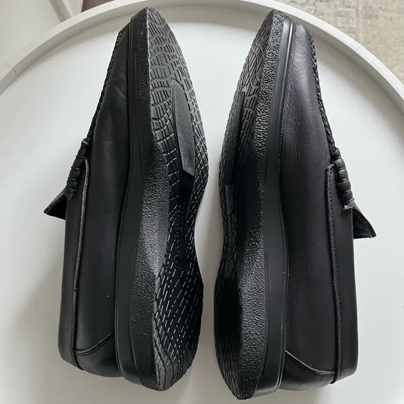 Hitchcock Black Leather Men’s Shoes Slip On Wide 3E Size 10