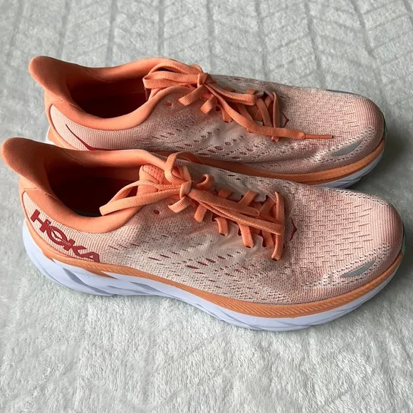 Hoka Clifton 8 Woman’s Shoes