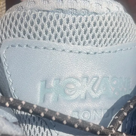 Hoka One Bondi L GTX Gore-Tex Unisex Running Shoes. 1129973 Men 10.5 Women 11.5