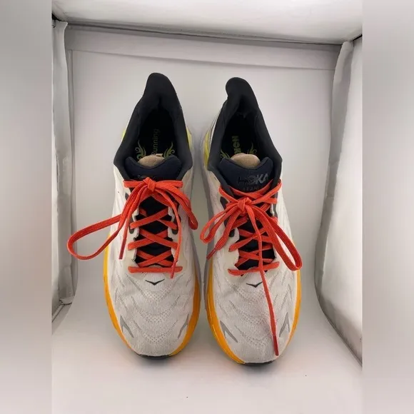 Hoka One One Arahi 6 Blanc De Blanc Size 11​​​​​