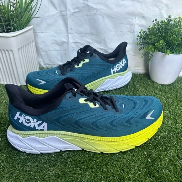 Hoka One One Arahi 6 blue graphite  men Size 11.5D NEW