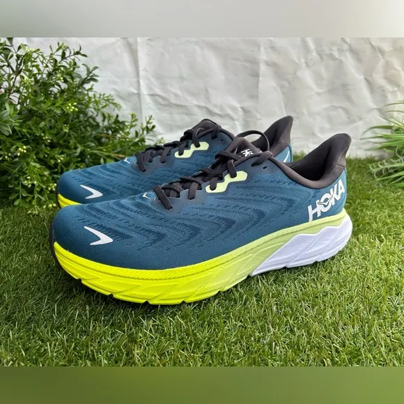 Hoka One One Arahi 6 blue graphite  men Size 11.5D NEW