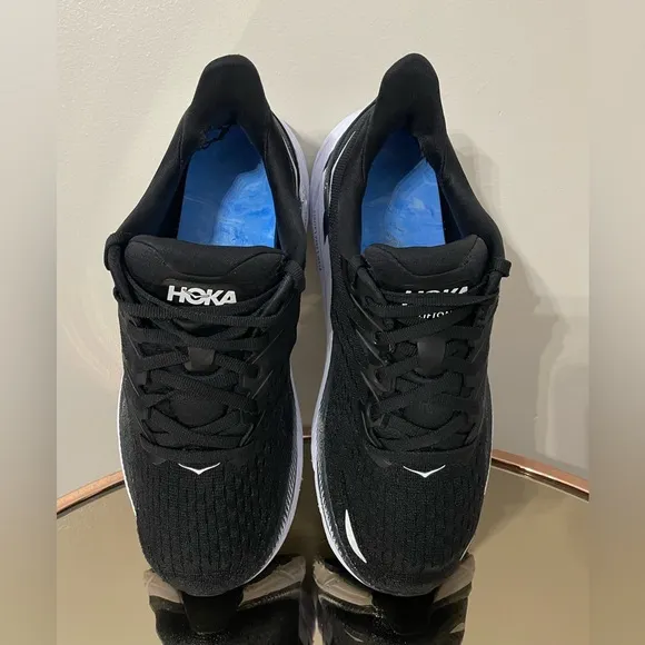 Hoka One One Clifton 8 Black and White Women’s Size 8.5 D