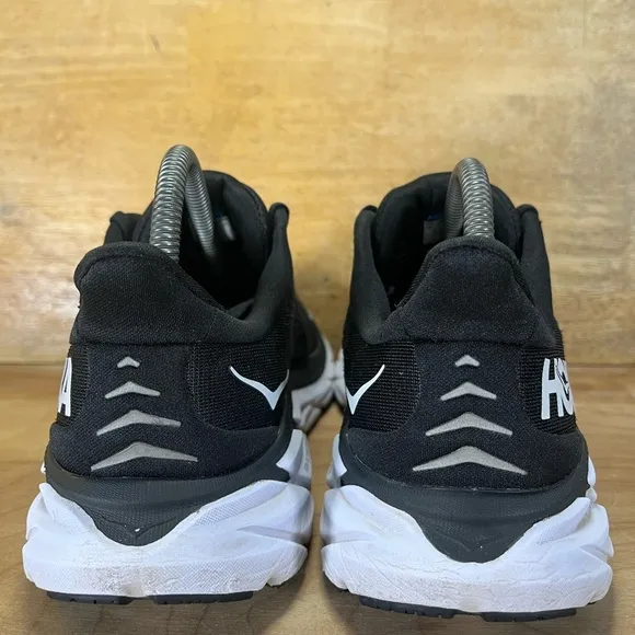 Hoka One One Clifton 8 REFLECTIVE Womens Size 8 (B) Running Shoes Sneakers Black