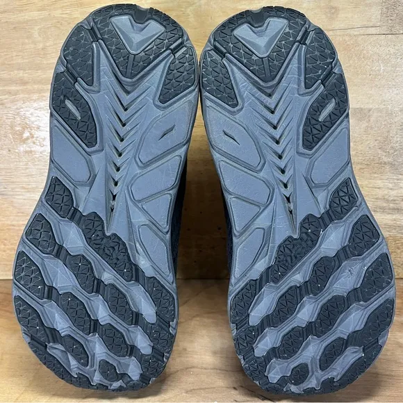 Hoka One One Clifton 8 Womens Size 8 (Mens Sz 7) Running Shoes Sneakers Black