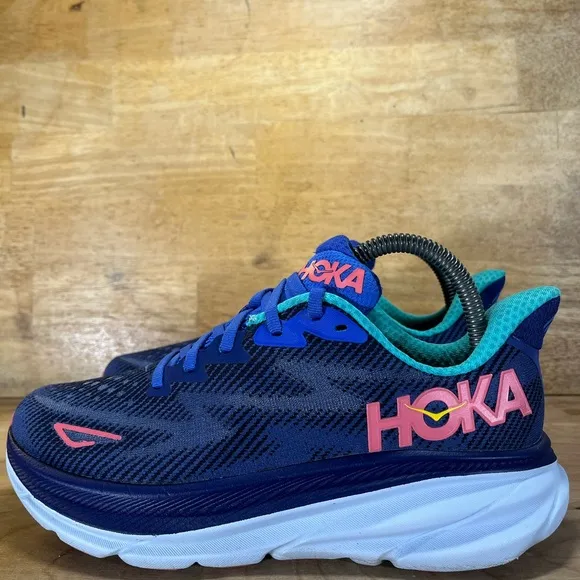 Hoka One One Clifton 9 REFLECTIVE Womens Size 7 Running Shoes Sneakers Blue