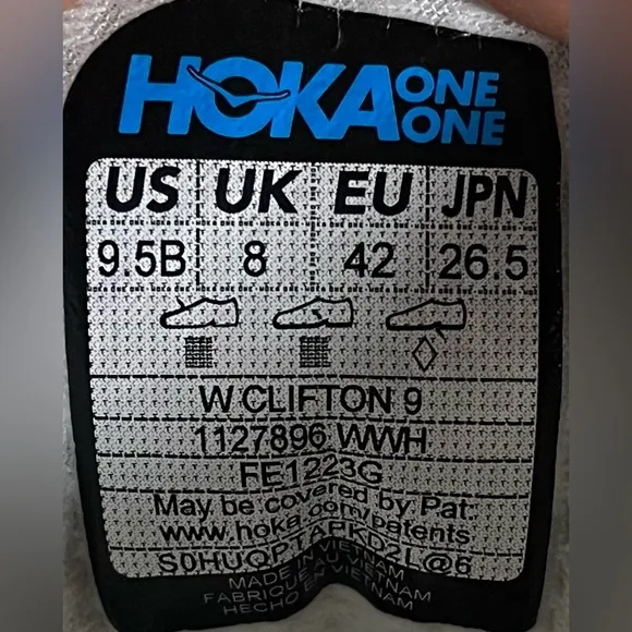 Hoka One One Clifton 9 REFLECTIVE Womens Size 9.5 Running Shoes Sneakers White