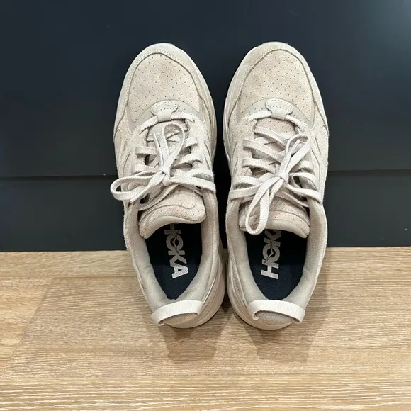 HOKA One One Clifton Suede size 9.5 women’s and 8.5 men’s.