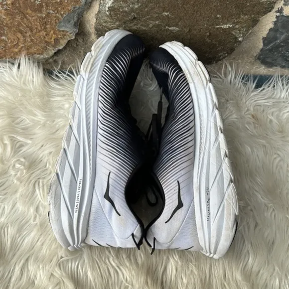 Hoka One One The Rincon 3 Sneaker Shoes in Black/White Size 12.5 Wide