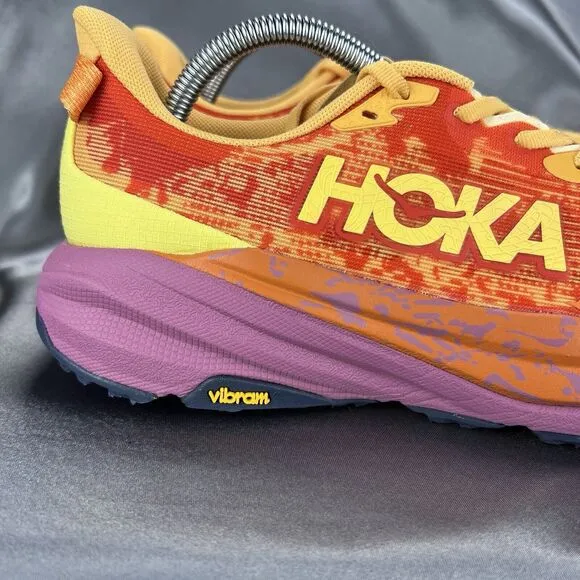 Hoka One Speedgoat 6 Women's 10 D Sneaker Shoes Trail Orange Running Walking Gym
