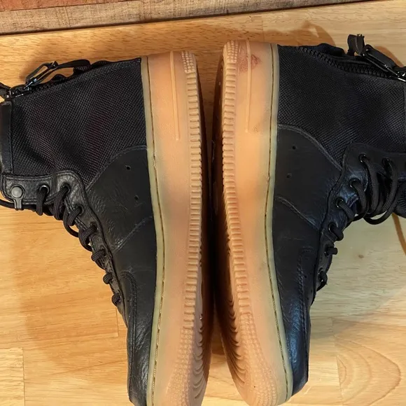 ♥️Host Pick♥️Nike SF Air Force 1 High sneakers