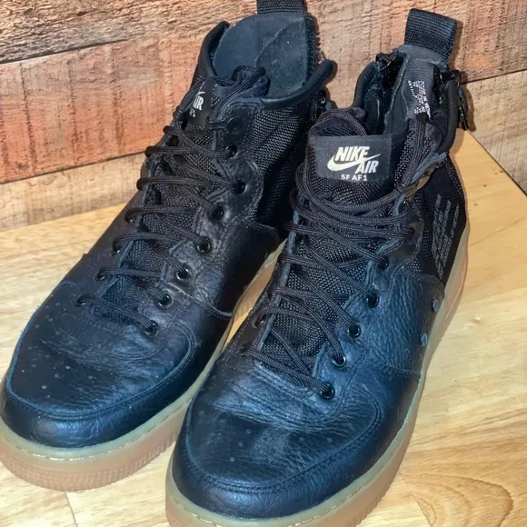 ♥️Host Pick♥️Nike SF Air Force 1 High sneakers