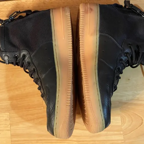 ♥️Host Pick♥️Nike SF Air Force 1 High sneakers