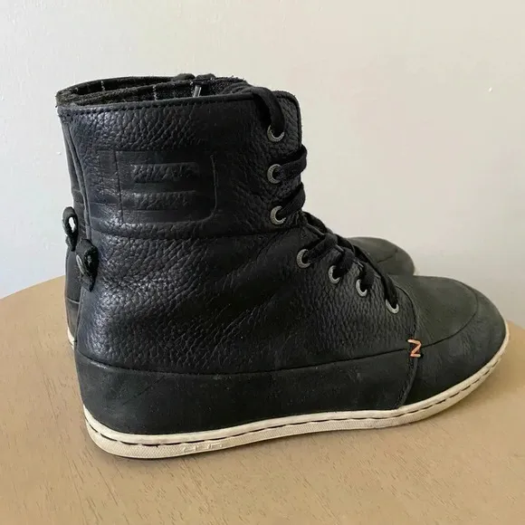 HUB Footwear Leather Shoes Men’s 41 Boots