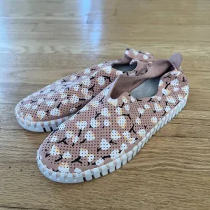 Ilse Jacobsen Tulip Perforated Slip-On Shoes Women's Size 38
