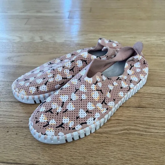 Ilse Jacobsen Tulip Perforated Slip-On Shoes Women's Size 38